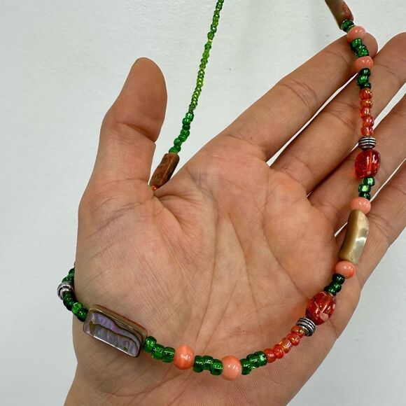 Green & Mother of Pearl Beaded Multi-color Necklace 27" - Picture 3 of 11